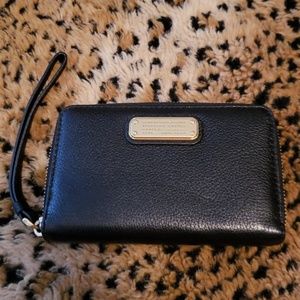Marc Jacobs wallet